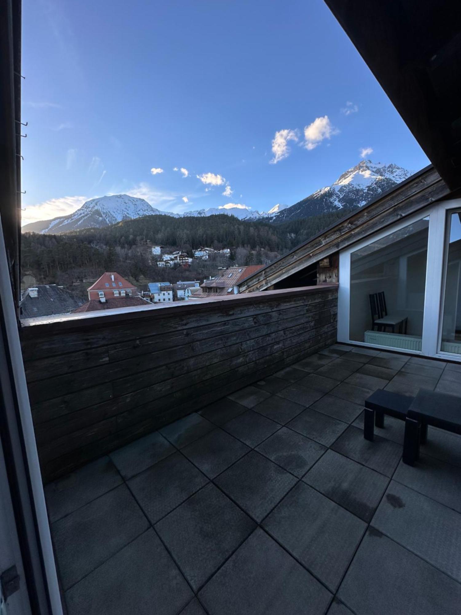 Geraeumiges Sonniges Apartment Mit Bergblick Імст Екстер'єр фото